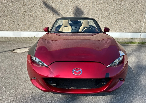 Mazda MX-5 cena 59900 przebieg: 32882, rok produkcji 2020 z Warszawa małe 562